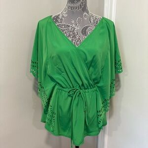 Chaus Woman’s Sz: L Green Kimono-Style Butterfly Sleeve Faux Wrap eyelet Blouse.